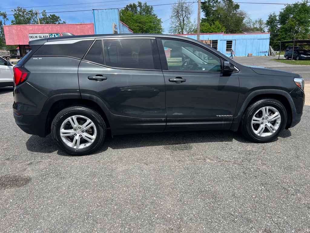 2020 GMC Terrain Image 22
