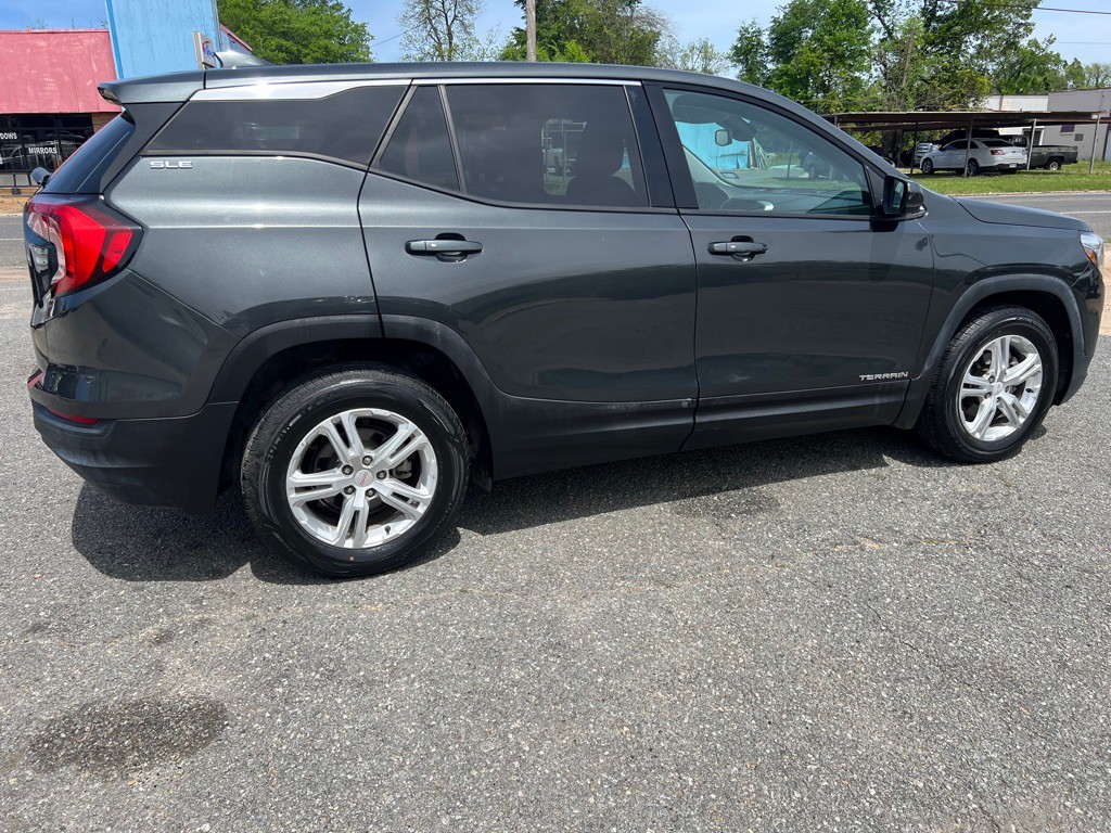 2020 GMC Terrain Image 23