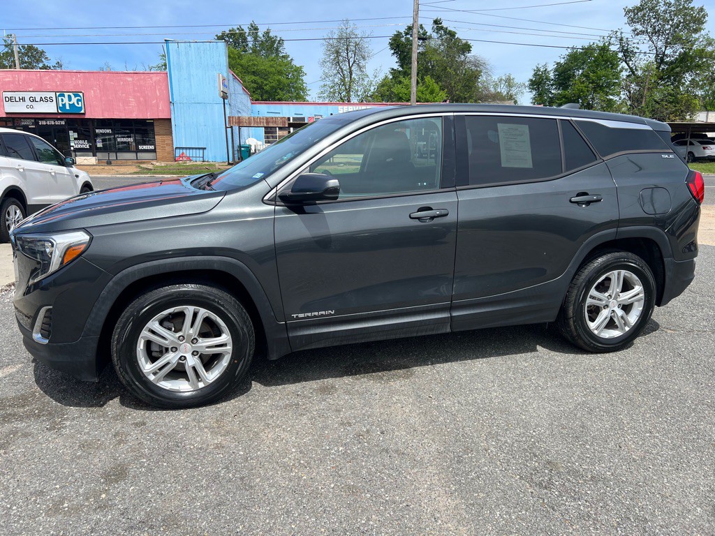 2020 GMC Terrain Image 1