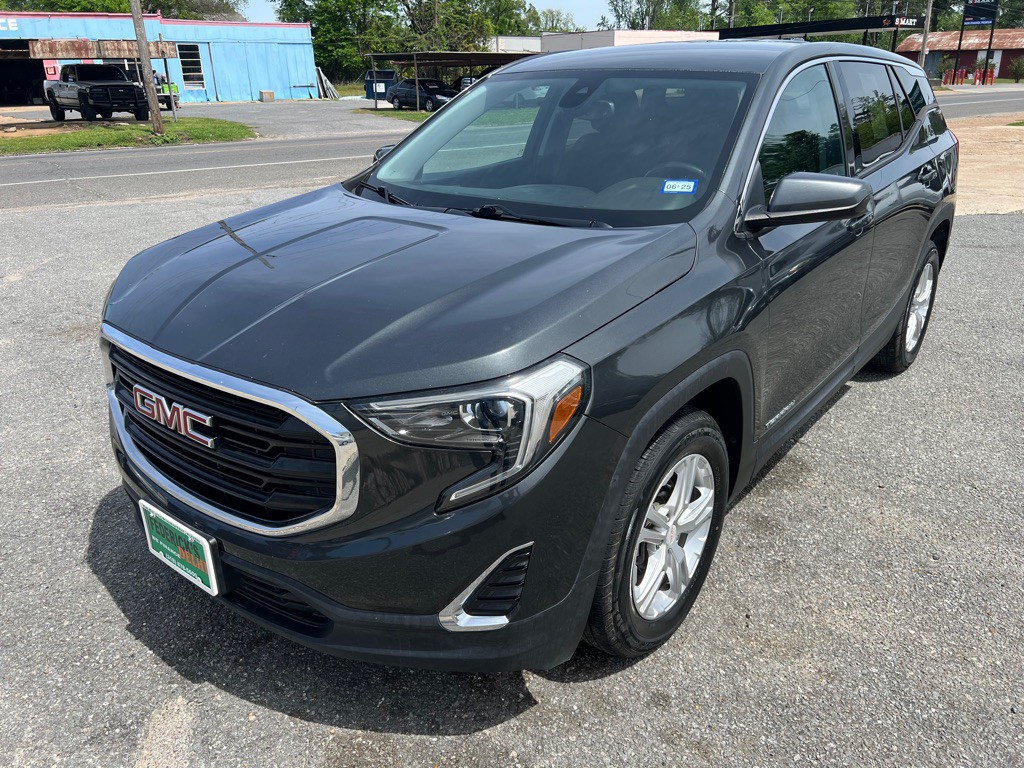 2020 GMC Terrain Image 2