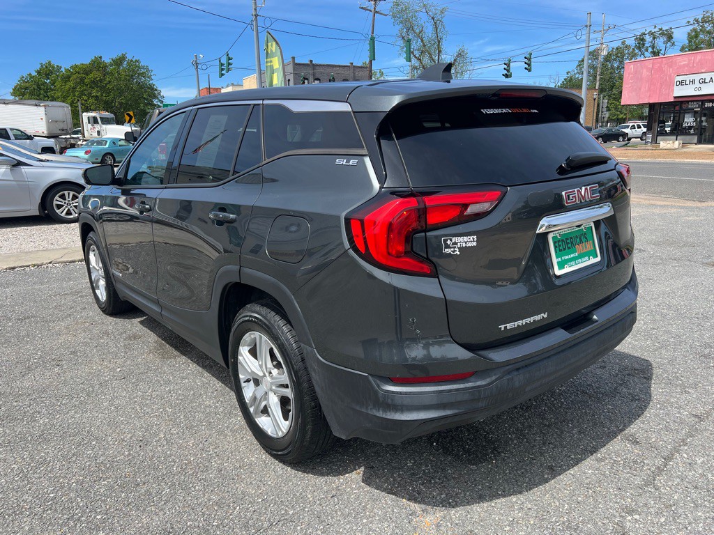 2020 GMC Terrain Image 13