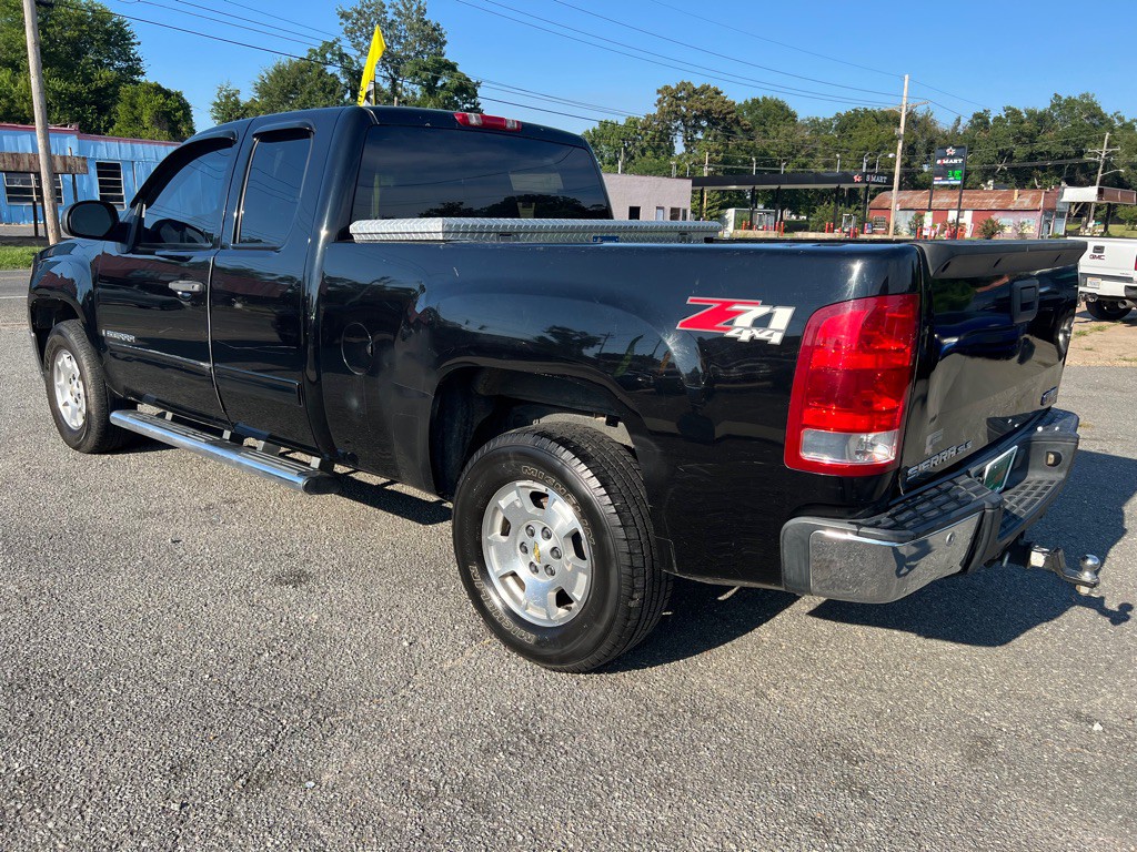 2008 GMC Sierra Image 4