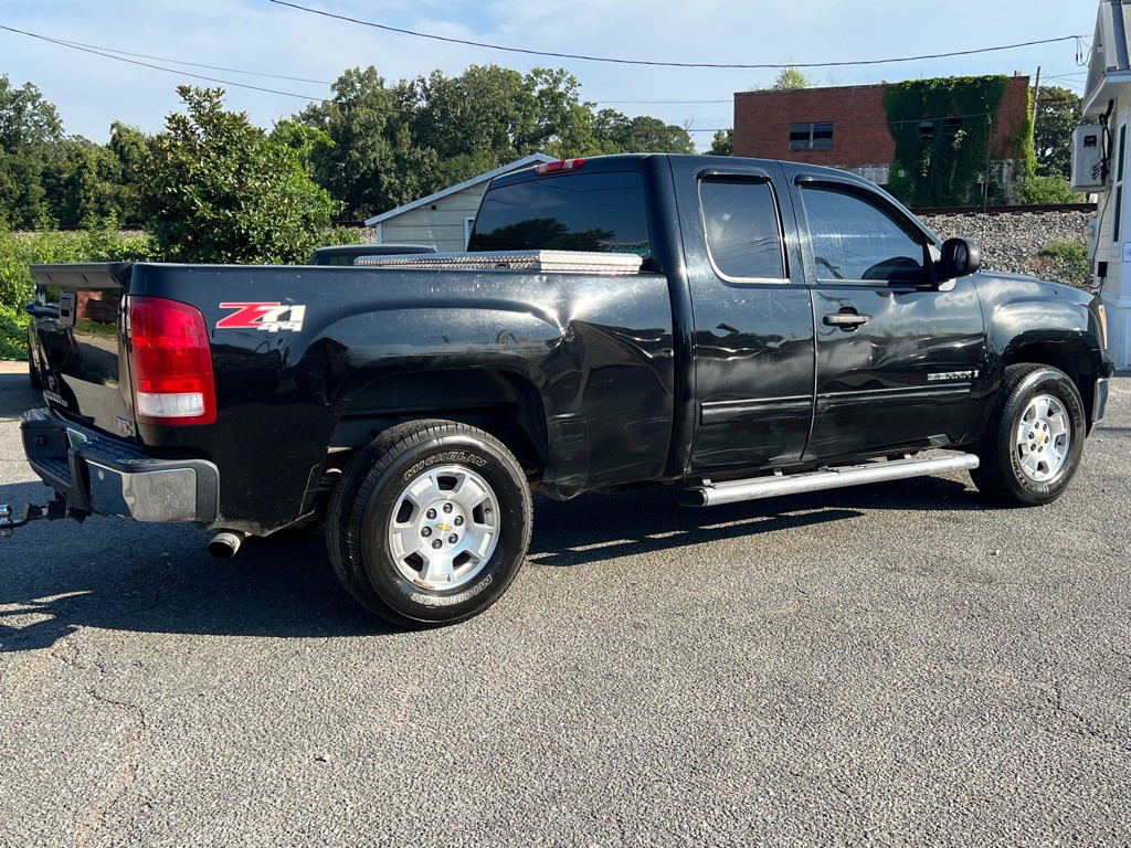 2008 GMC Sierra Image 7