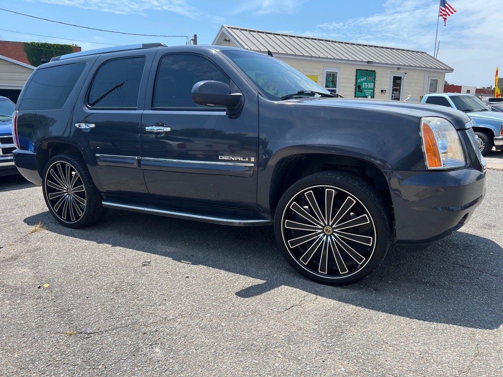2008 GMC Yukon Image 4