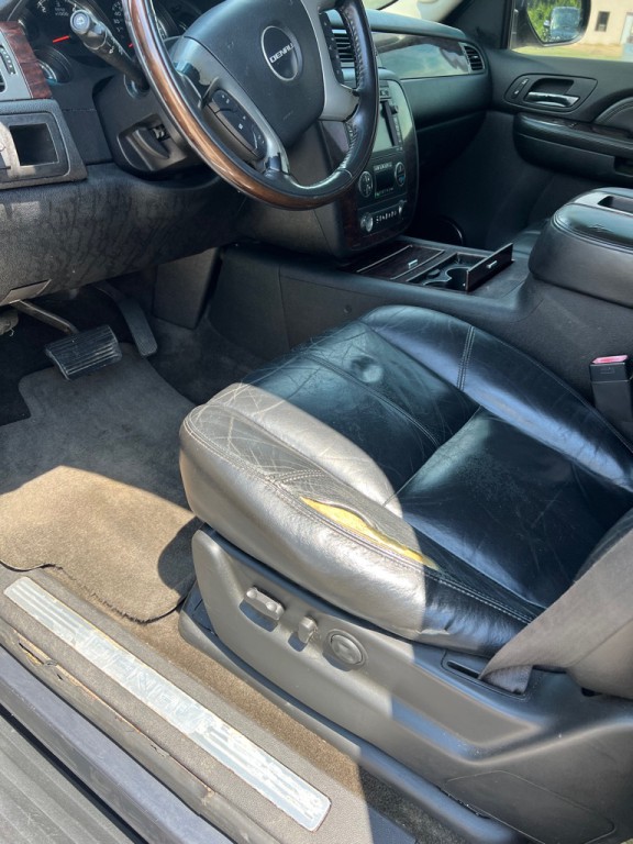 2008 GMC Yukon Image 8