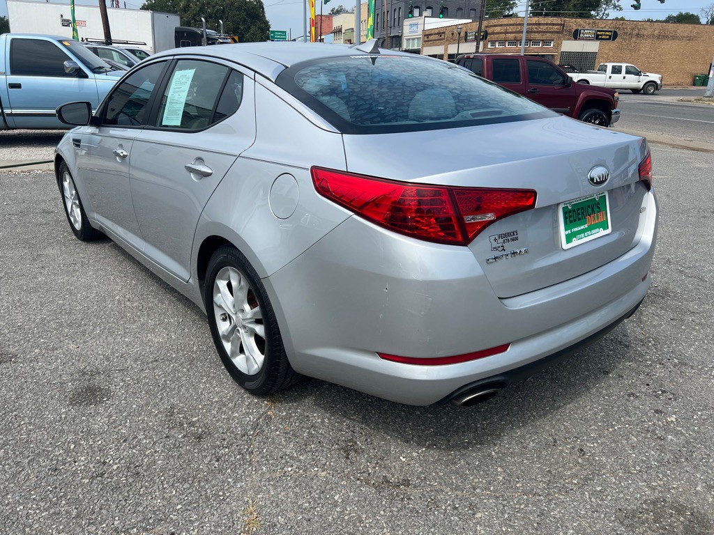 2013 Kia Optima Image 32