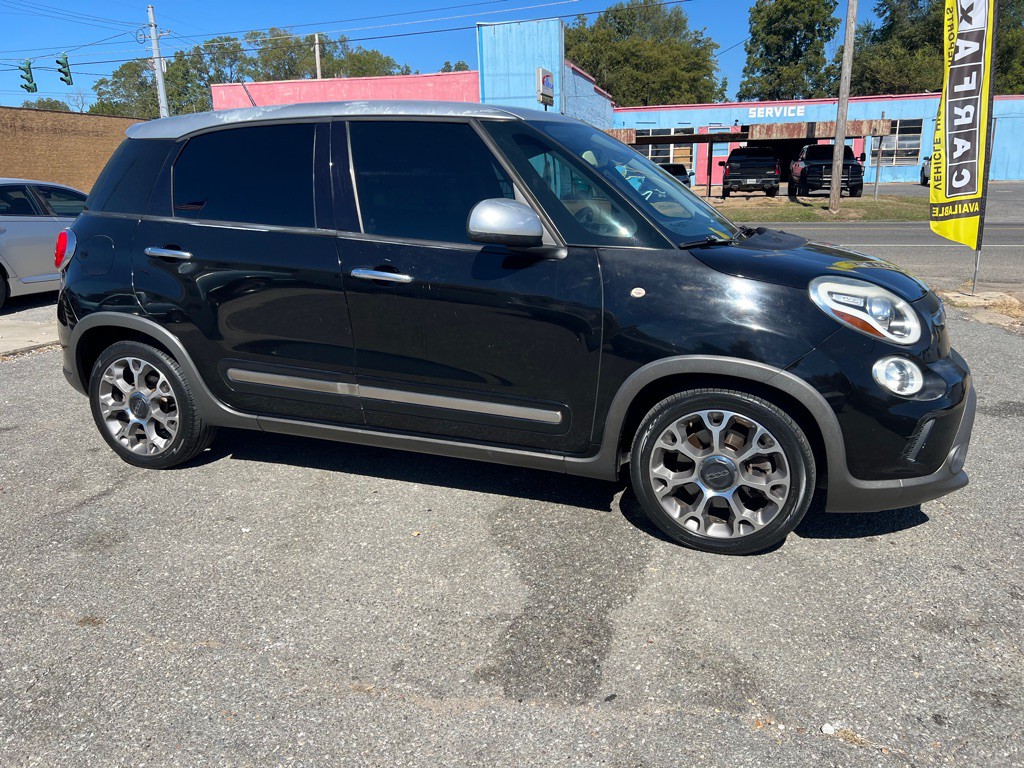 2014 FIAT 500L Image 5