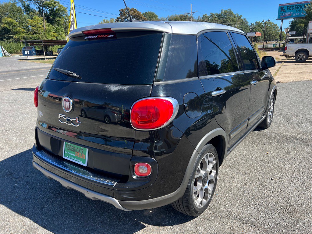 2014 FIAT 500L Image 10
