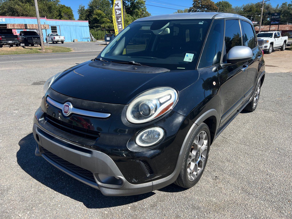 2014 FIAT 500L Image 11