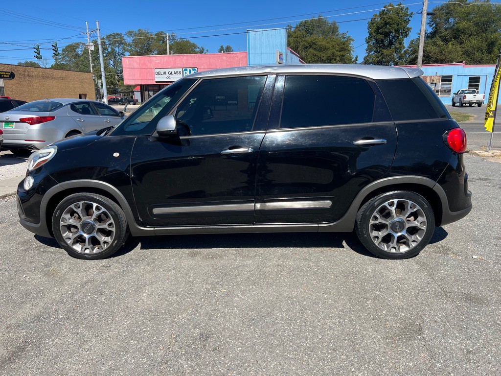 2014 FIAT 500L Image 14