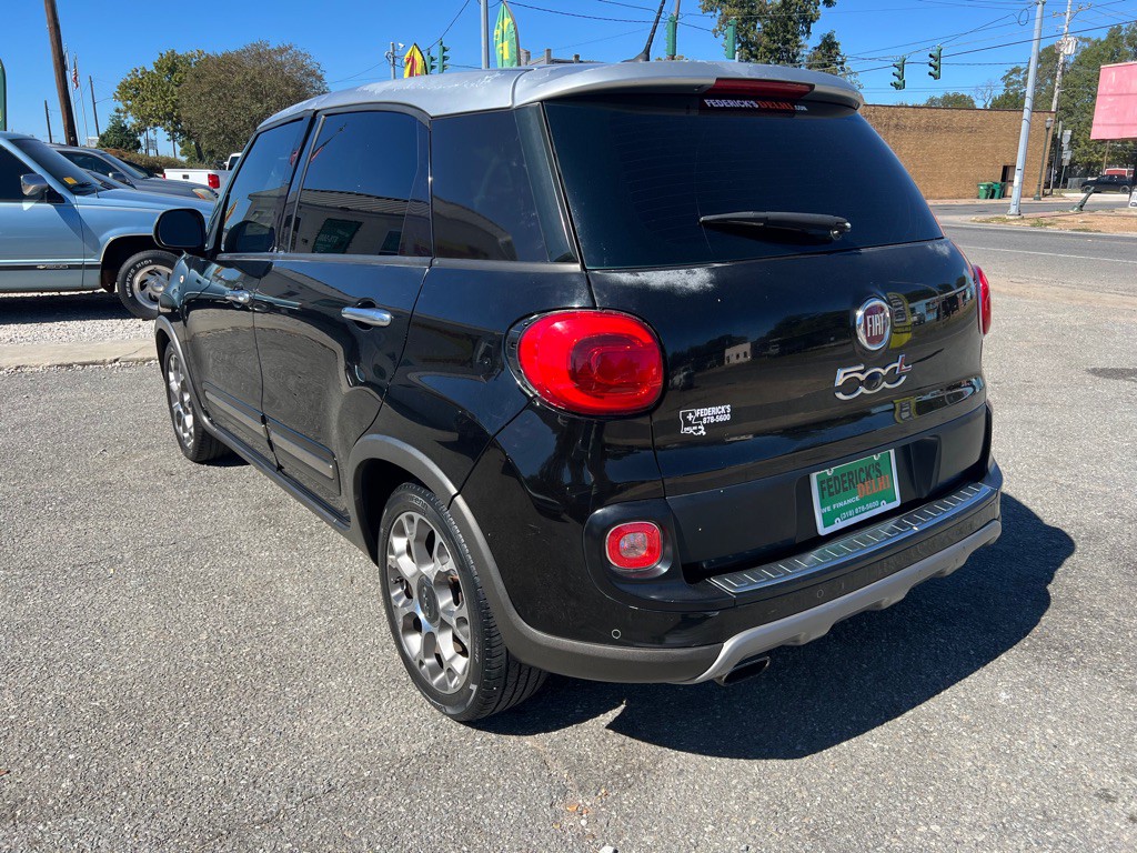 2014 FIAT 500L Image 18