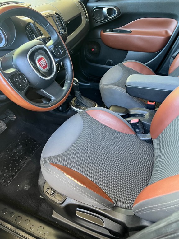 2014 FIAT 500L Image 22