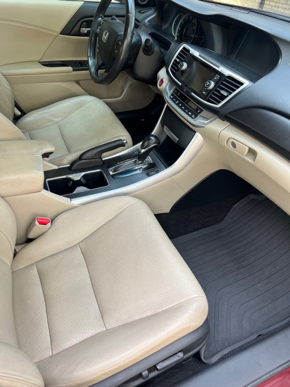 2014 Honda Accord Image 16
