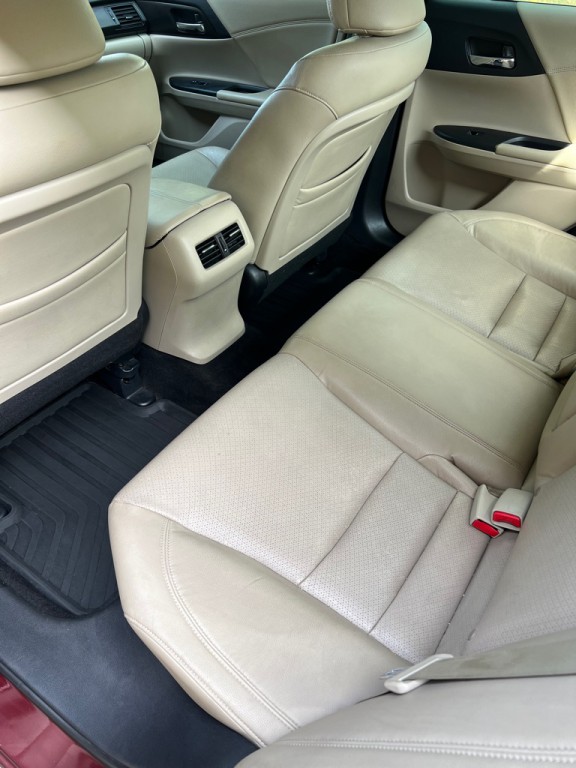 2014 Honda Accord Image 18