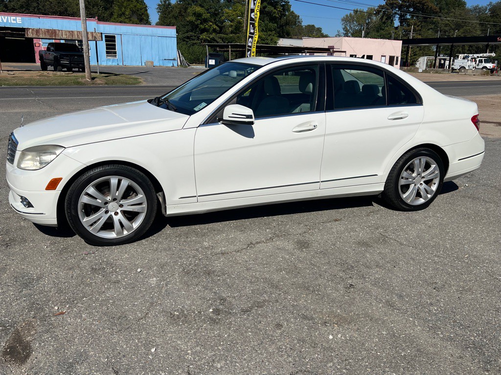 2010 Mercedes-Benz C-Class Image 5