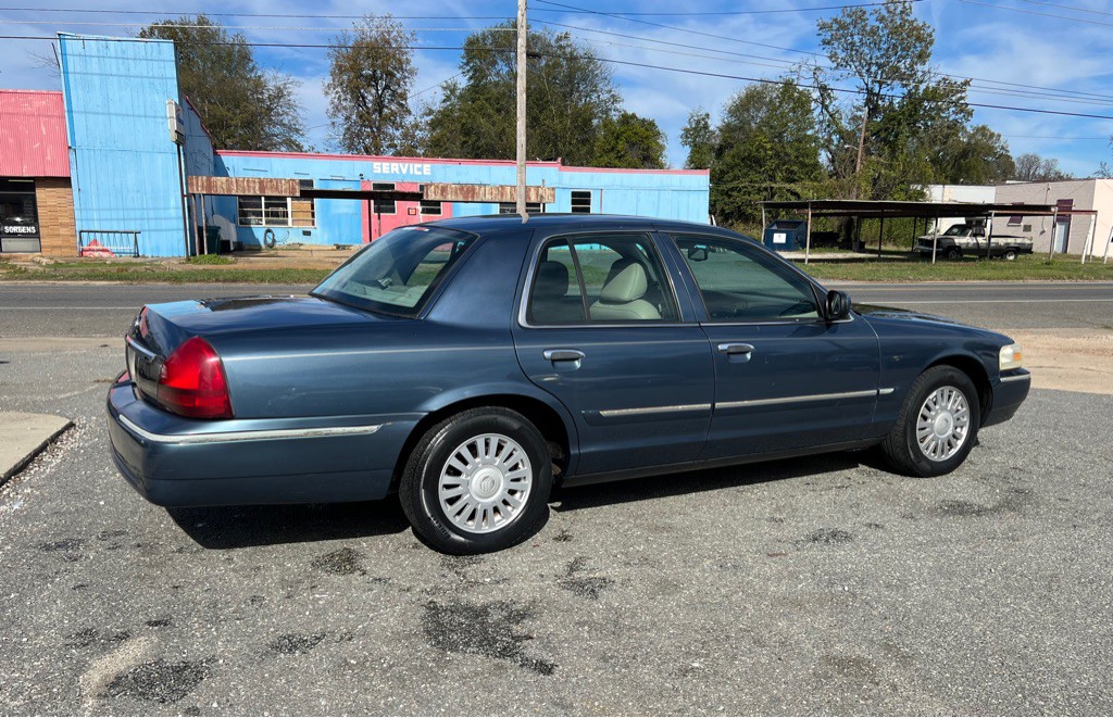 2007 Mercury Grand Marquis Image 7