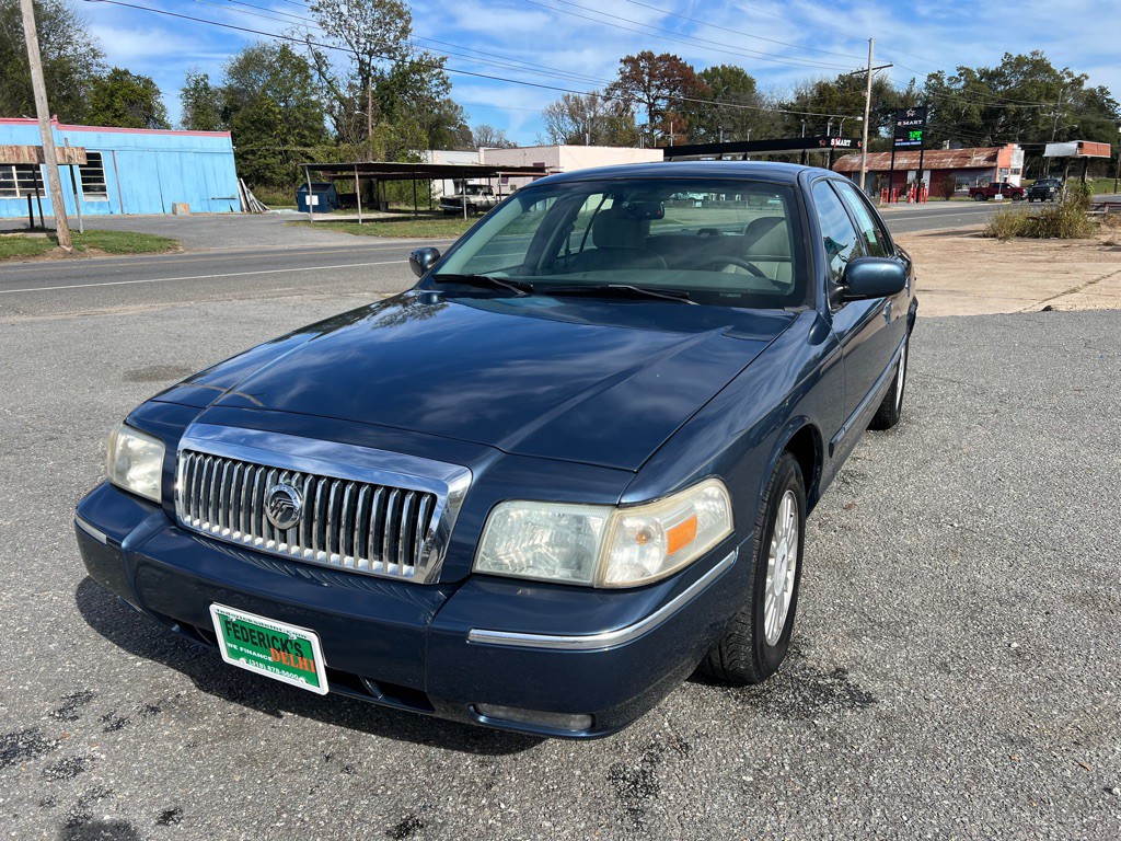 2007 Mercury Grand Marquis Image 10