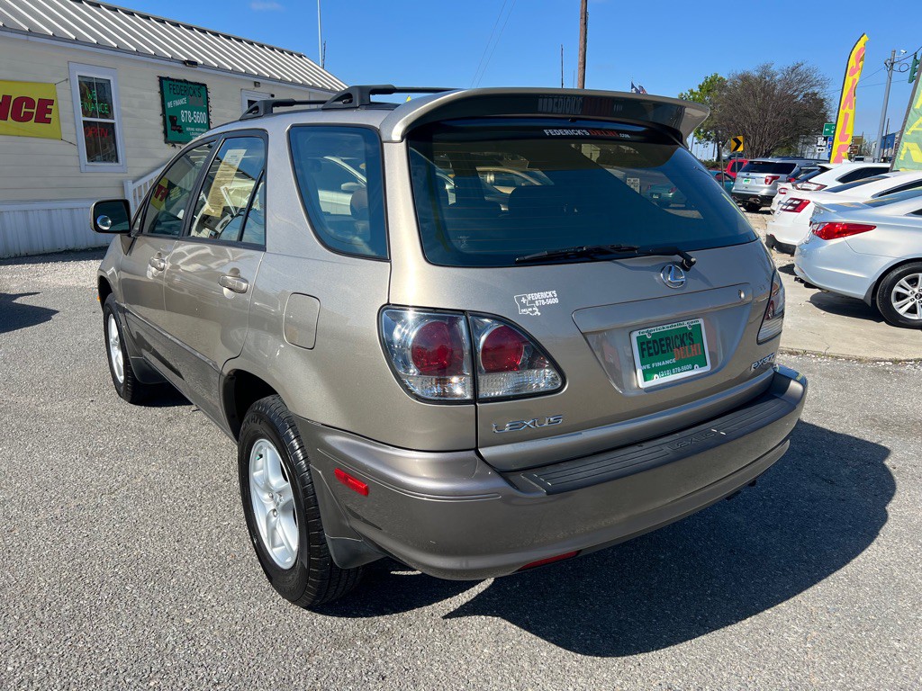 2002 Lexus RX Image 9