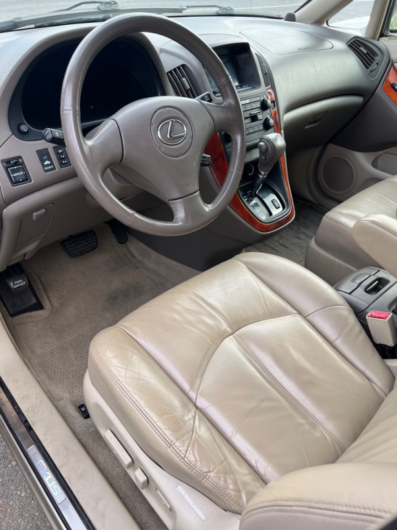 2002 Lexus RX Image 24