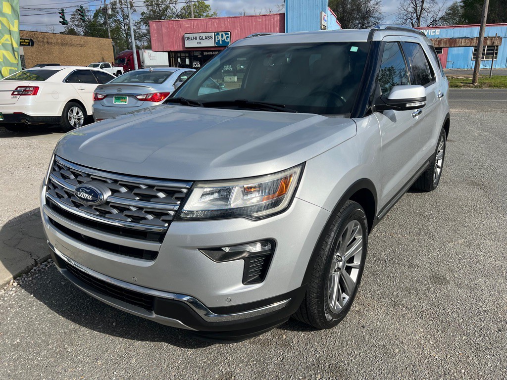 2018 Ford Explorer Image 2
