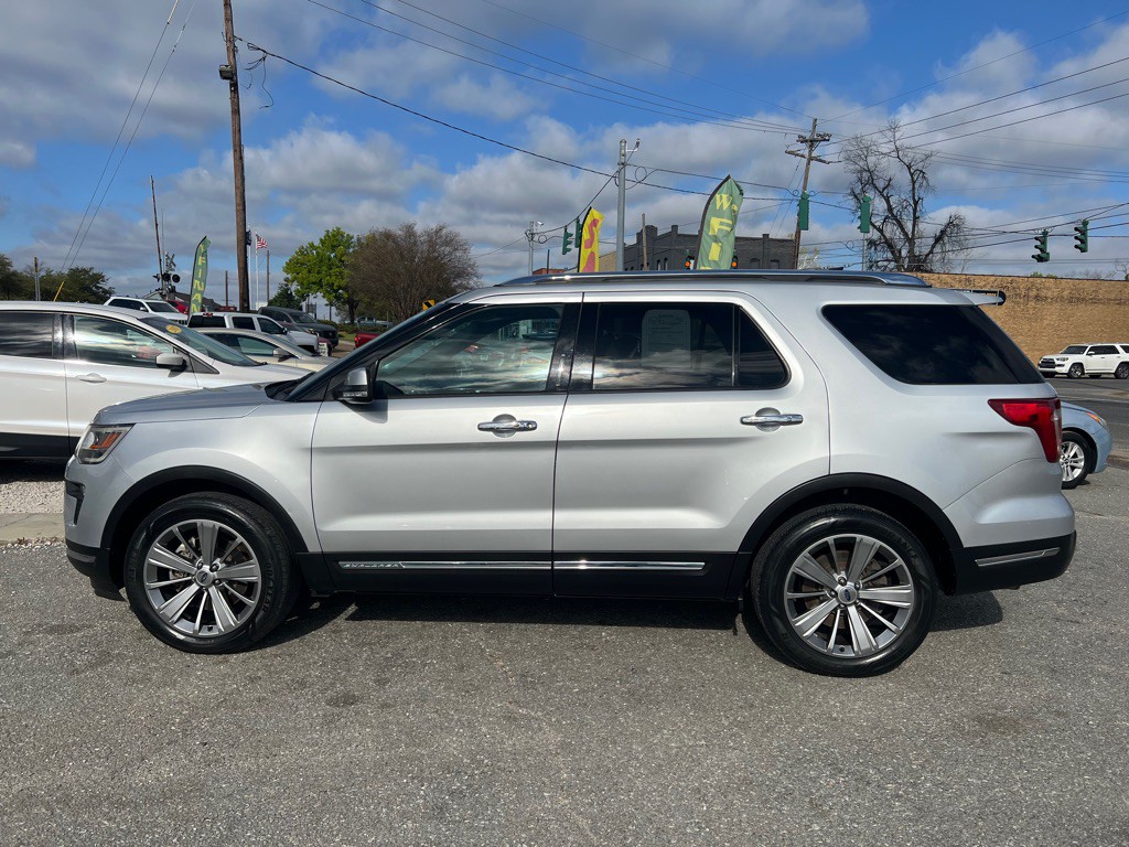 2018 Ford Explorer Image 8