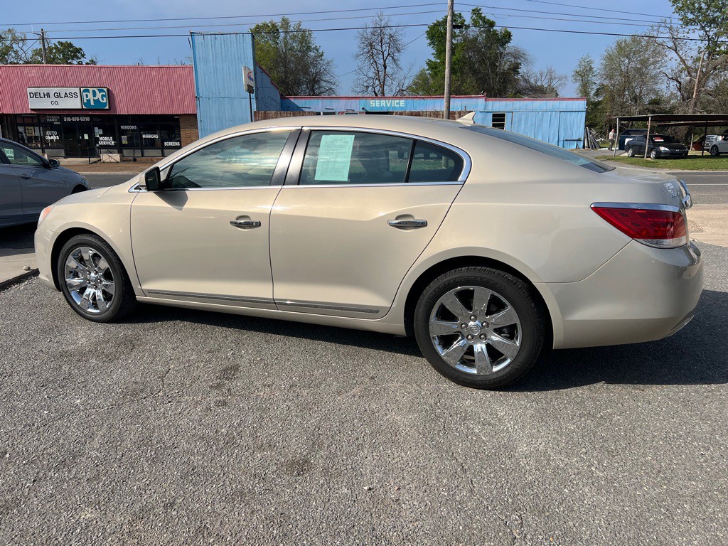 2012 Buick Lacrosse Image 8