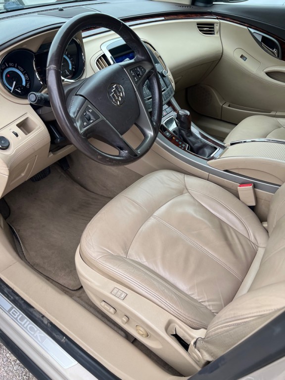 2012 Buick Lacrosse Image 23