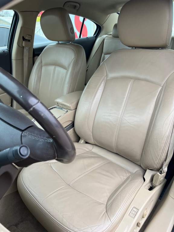 2012 Buick Lacrosse Image 24