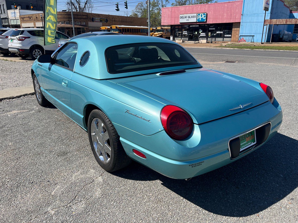 2002 Ford Thunderbird Image 7