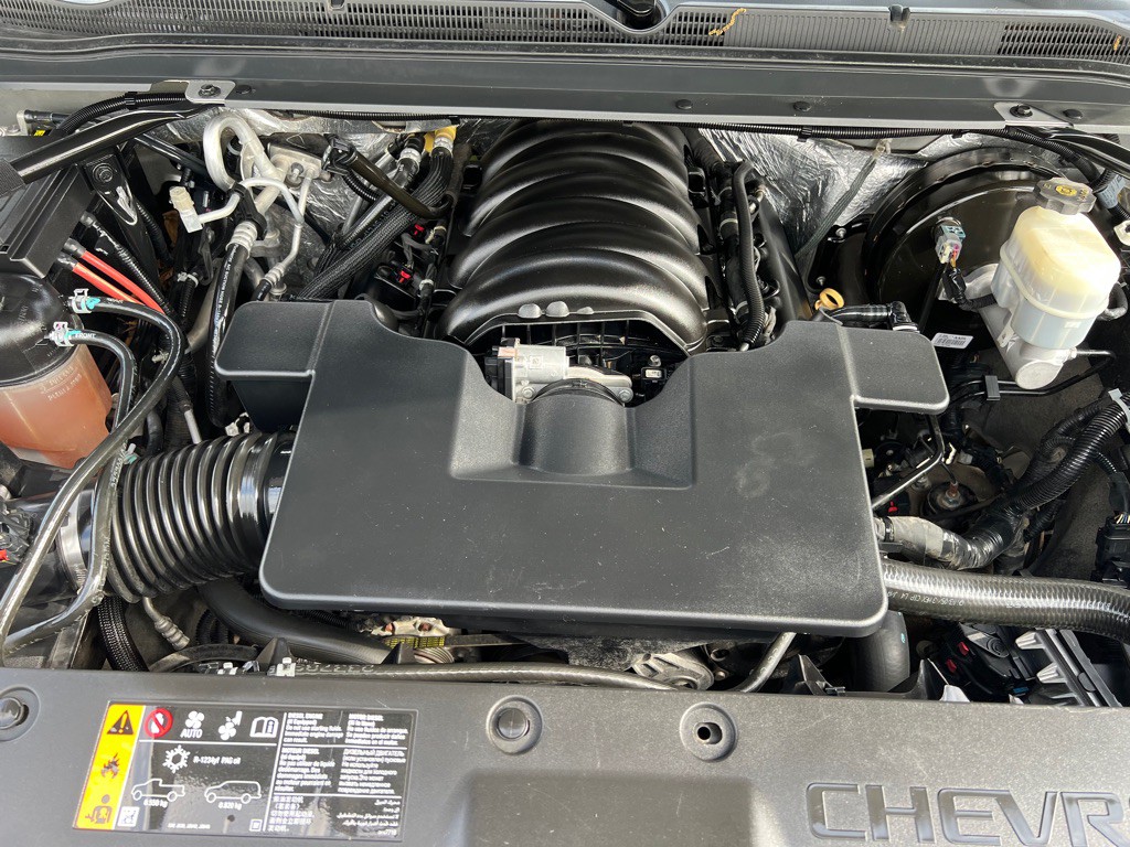 2018 Chevrolet Suburban Image 17