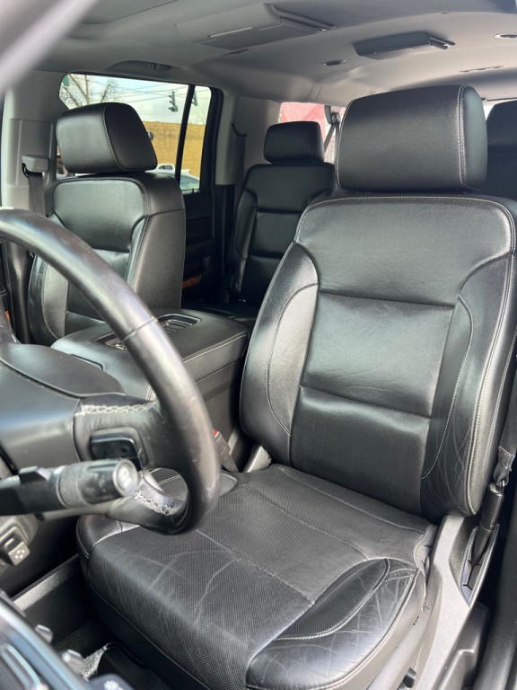 2018 Chevrolet Suburban Image 20