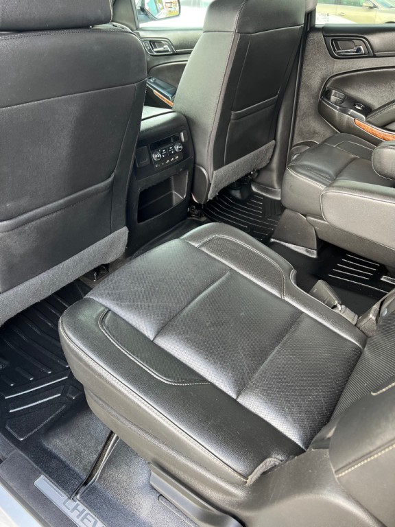 2018 Chevrolet Suburban Image 24