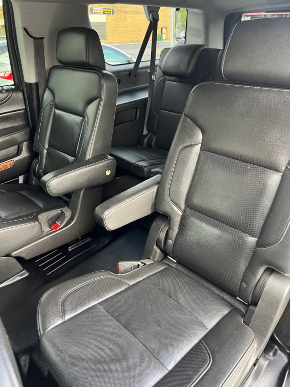 2018 Chevrolet Suburban Image 25