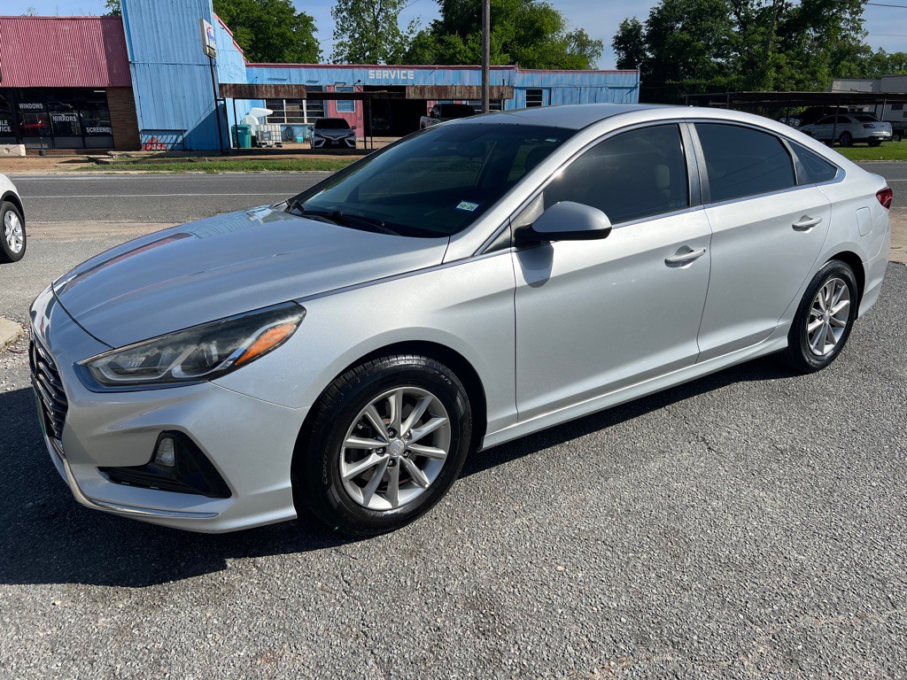 2018 Hyundai Sonata Image 2