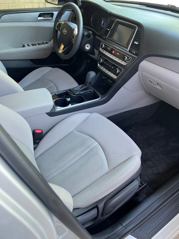 2018 Hyundai Sonata Image 22
