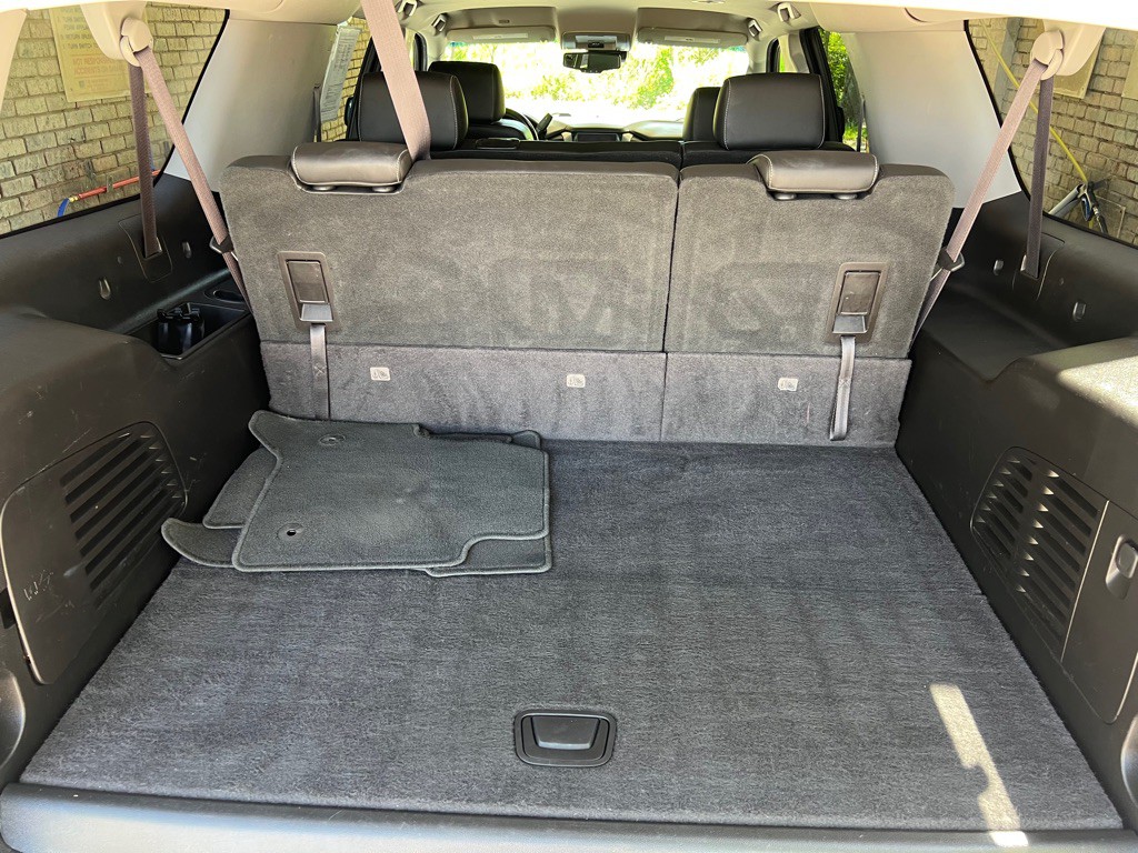 2017 Chevrolet Suburban Image 29