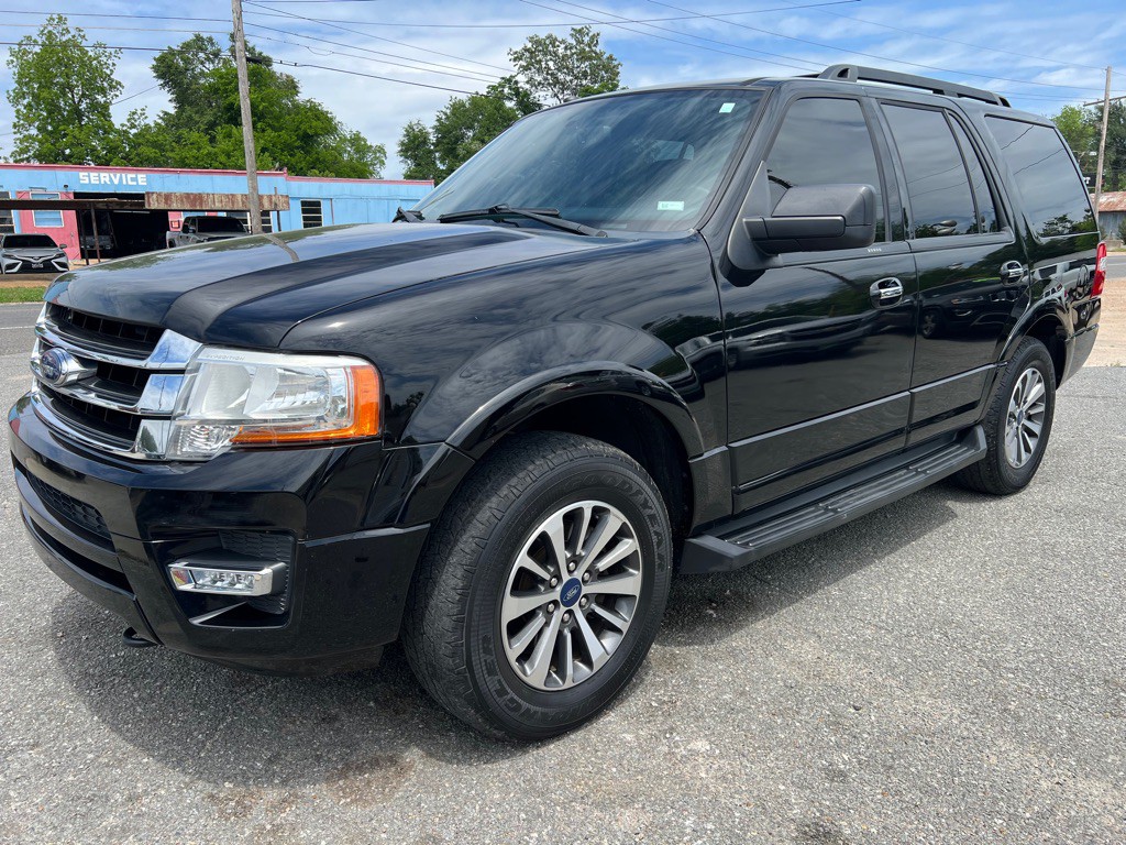 2017 Ford Expedition Image 1