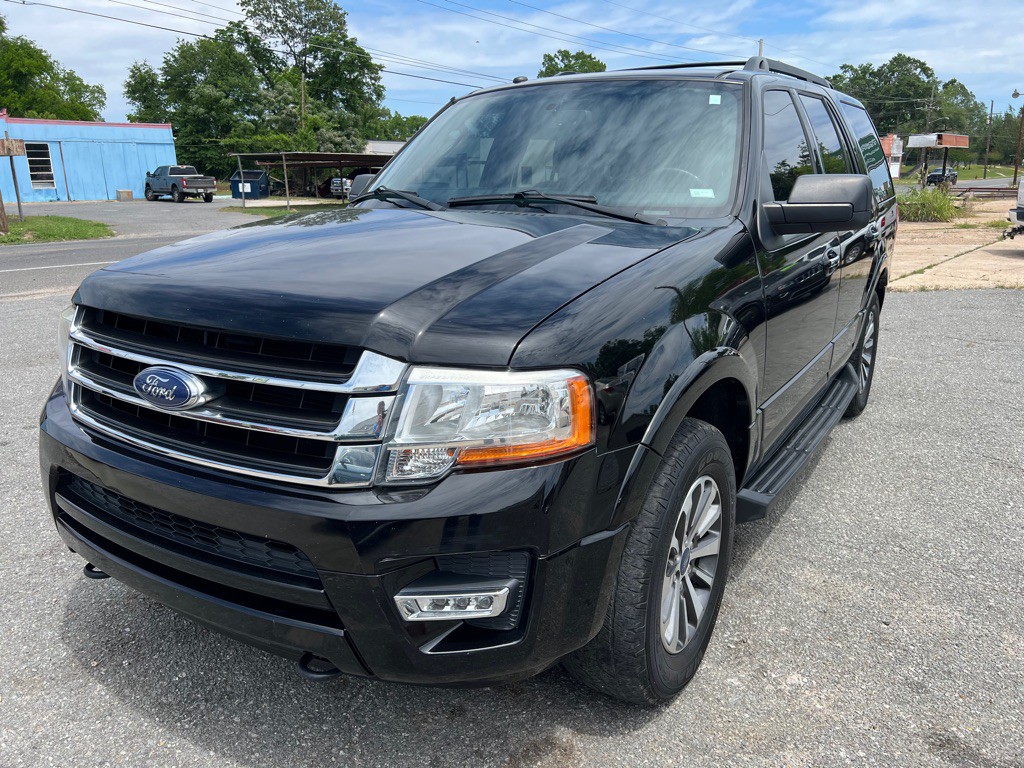2017 Ford Expedition Image 2