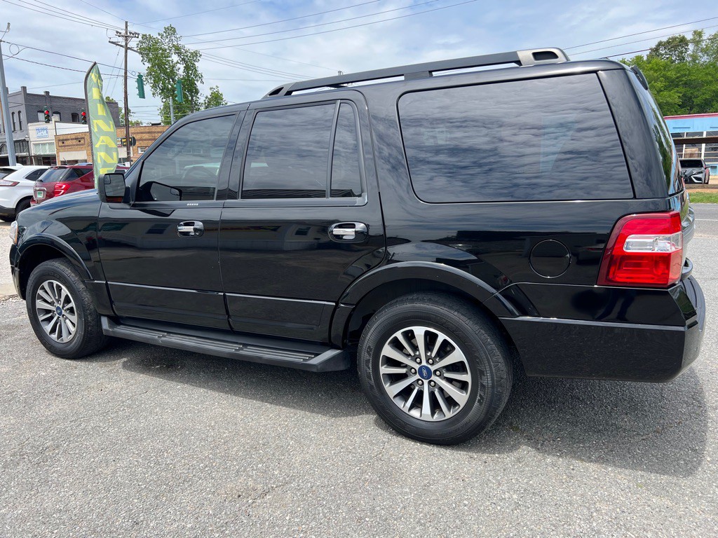 2017 Ford Expedition Image 9