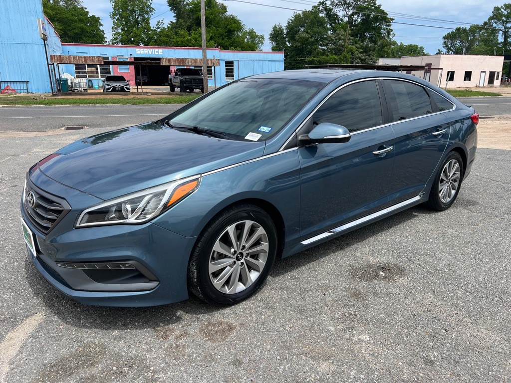 2017 Hyundai Sonata Image 1