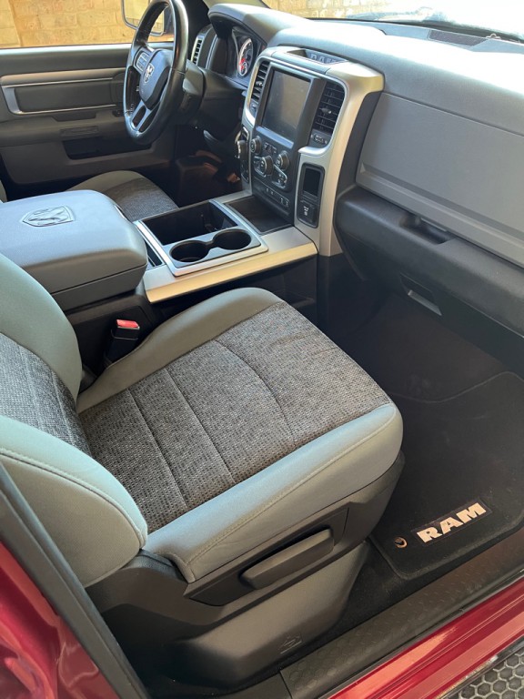 2015 RAM 1500 Image 27
