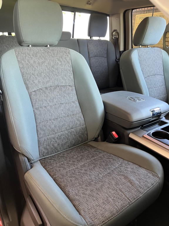 2015 RAM 1500 Image 28