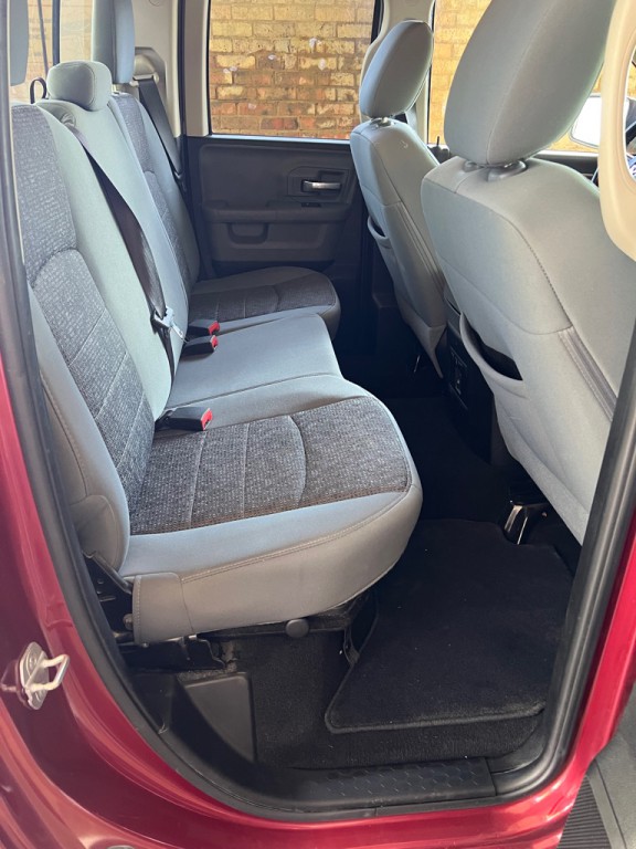 2015 RAM 1500 Image 31