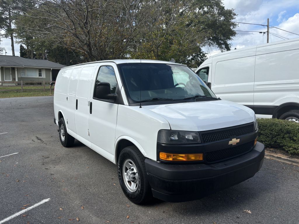 2019 Chevrolet Express Image 2