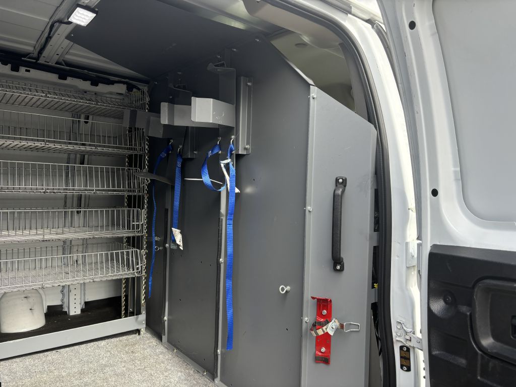 2019 Chevrolet Express Image 11