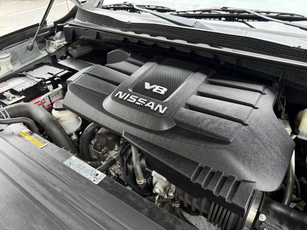 2018 Nissan Titan Image 21