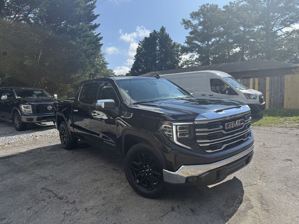 2025 GMC Sierra Image 2