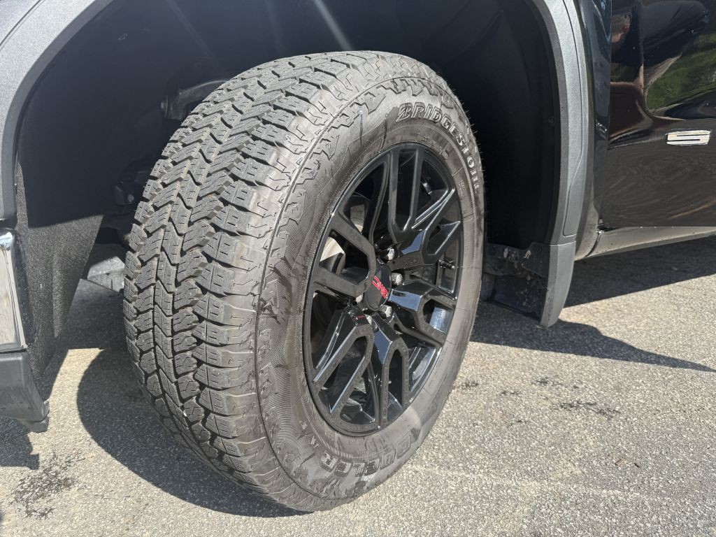 2025 GMC Sierra Image 5