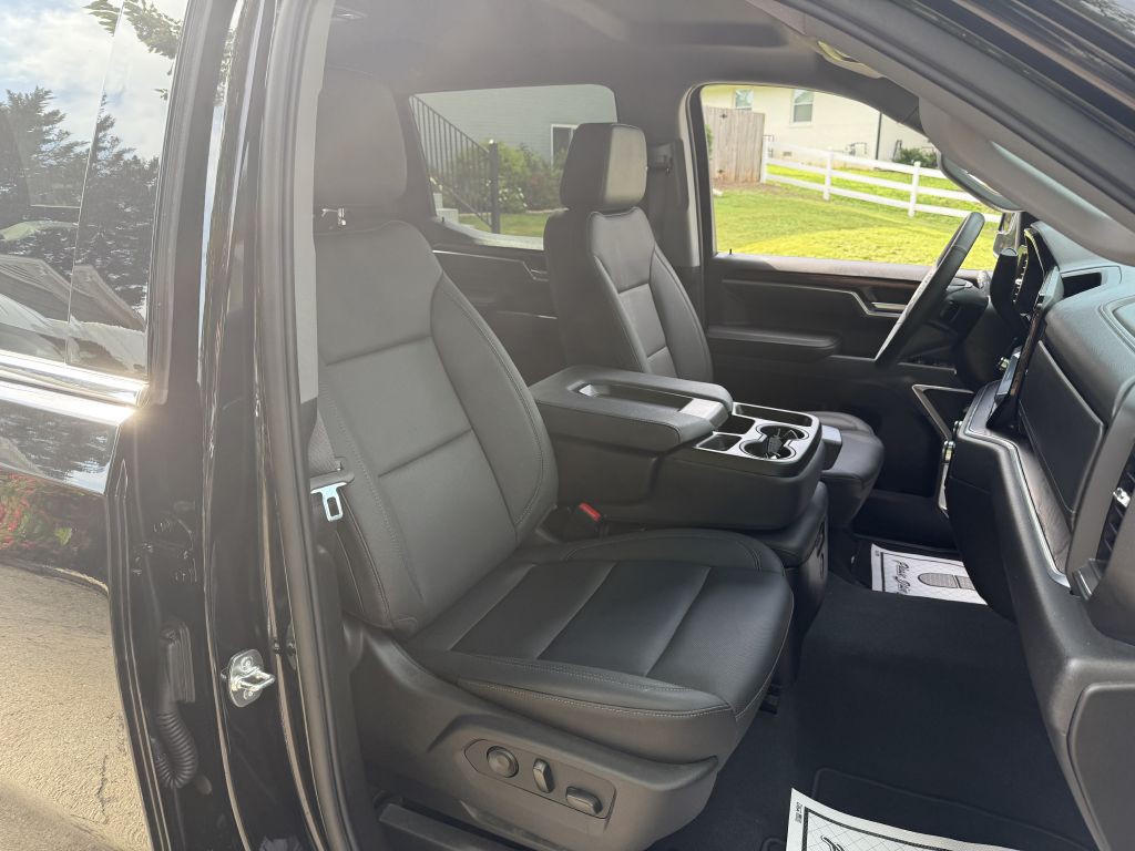 2025 GMC Sierra Image 16