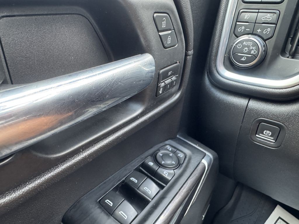 2019 Chevrolet Silverado 1500 Image 17